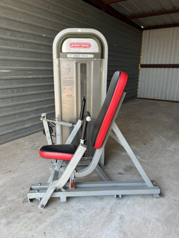 Star Trac Impact Chest Press - Image 2