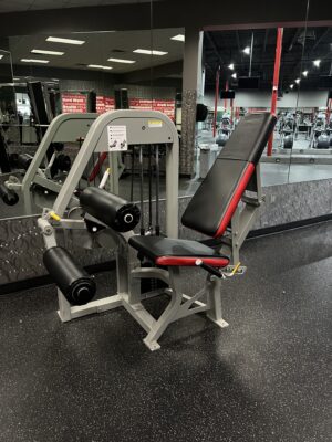 Nautilus Nitro Seated Leg Curl