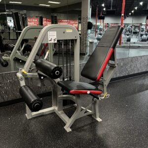 Nautilus Nitro Seated Leg Curl