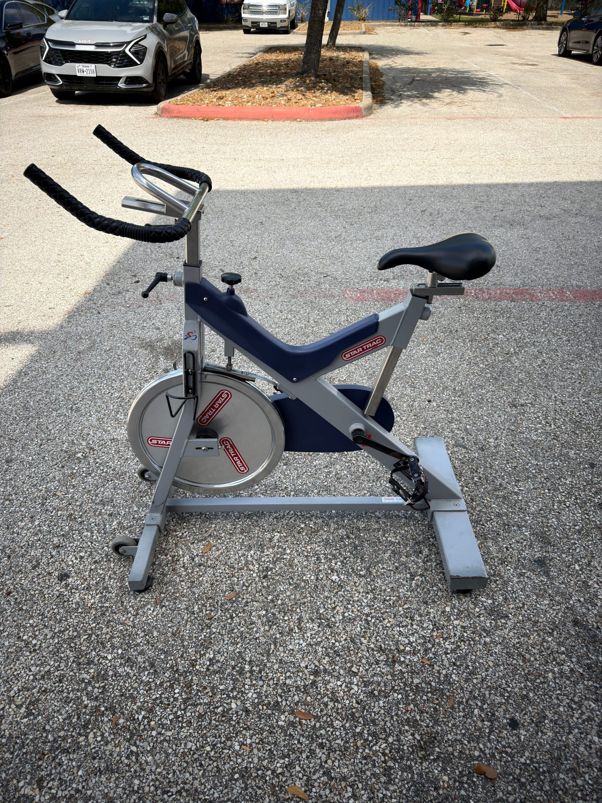 Star Trac V-Bike Commercial Spin Bike — Rides Fine, Seat Adjust Handles Missing